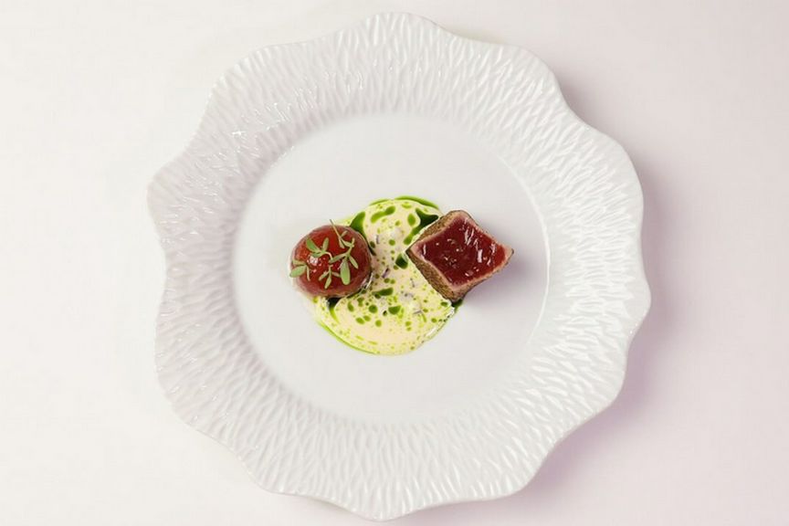 秋田食材を取り入れた独自のフランス料理