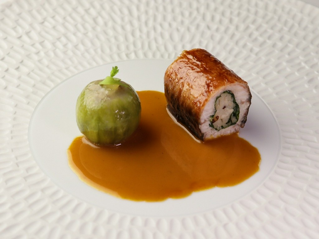 『鰻のファルシー ソースキュリー』