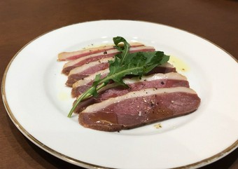 自家製の鴨生ハム