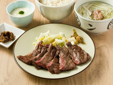  牛たん焼 [塩] セット （3枚6切）とろろ付