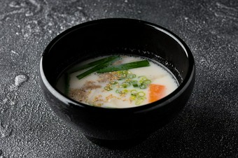 牛白湯スープ