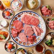 ボリューム満点、他では味わえない「神戸牛の特選ユッケ」や絶妙なバランスで口の中でとろける肉の旨みをぜひ体感ください。さらに飲み物、白米についても無料提供いたします！