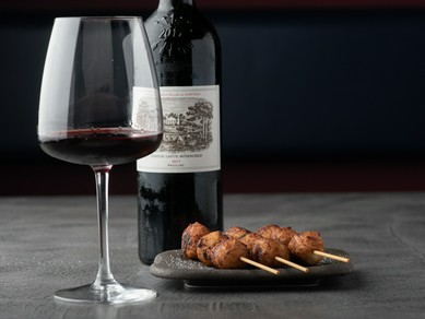 料理に合わせたセレクトを楽しめる、種類豊富なワイン