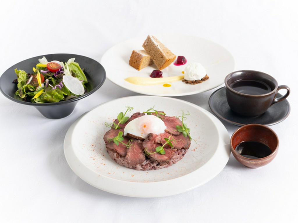 黒毛和牛ローストビーフ丼