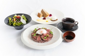 黒毛和牛ローストビーフ丼