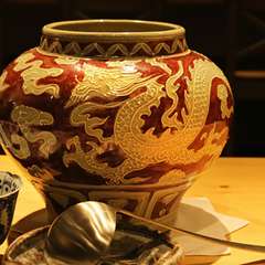 ディナーコース　例）大壺の蒸しスープ（4名様より）