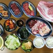 こだわりの素材をふんだんに使用した料理を、存分に堪能できるコース料理が多数用意されています。お手頃価格なのも嬉しいポイント。