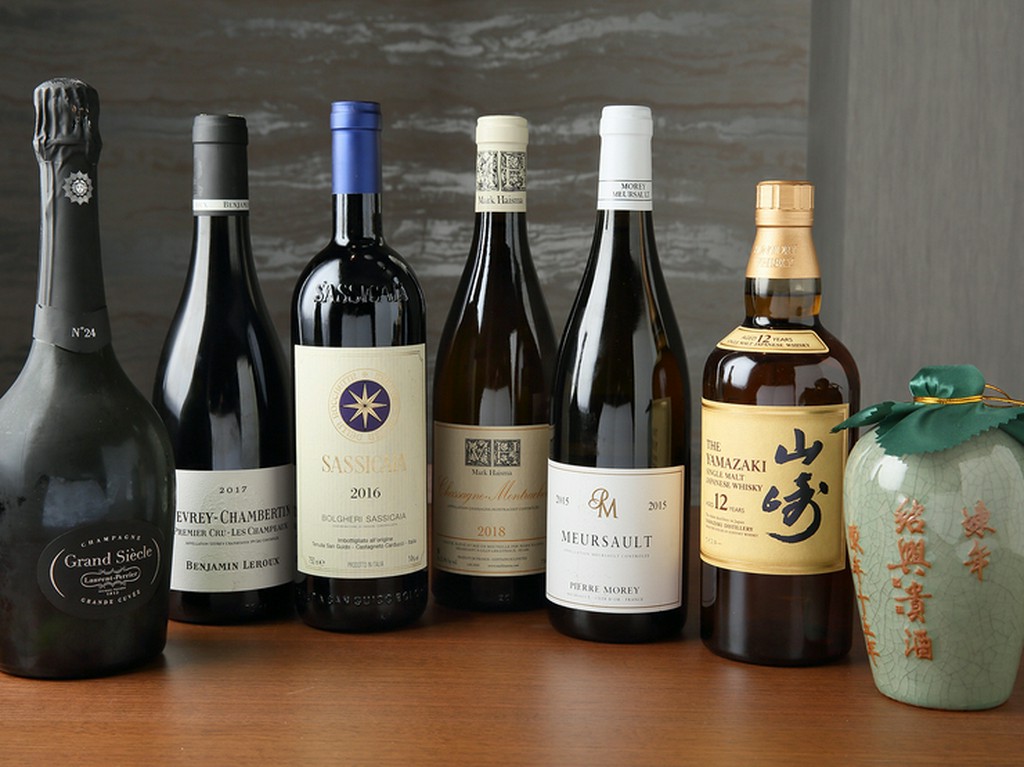 いろいろな産地のワインが70～80種類と充実した品揃え