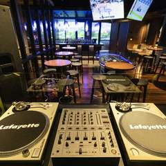 DJパーティーあり