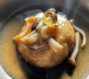 季節の地場の野菜を使った逸品