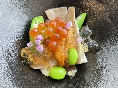 地元野菜と海の幸。