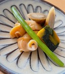 富山県産【ホタルイカ】と信州産のふきのとうと味噌を混ぜ合わせた逸品。