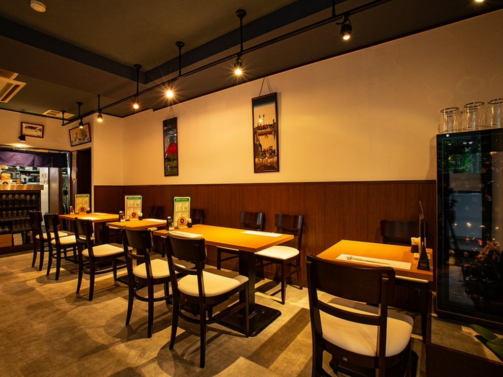 一人で和食を食べたい方へ。夜はセットで、昼は日替わりで