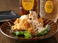 明太ソースでピリッとアクセントを加えた『宮崎チキン南蛮』は、九州の食文化を掛け合わせたオリジナルメニューです。