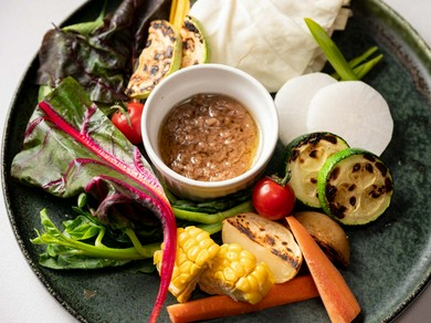 南知多 とりのさと農園さんの有機野菜バーニャカウダ