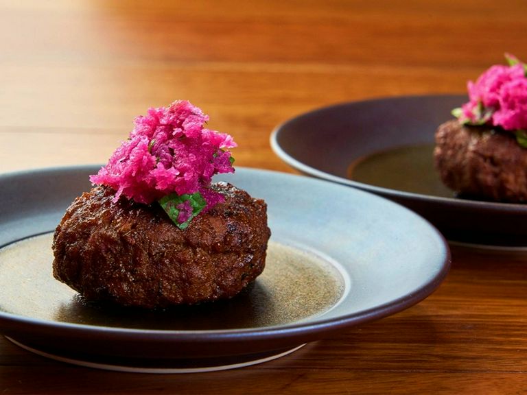 大人気の黒毛和牛100%ハンバーグ