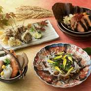 しっとりと、ゆかしい和の趣の中で、四季折々の素材を盛り込んだ日本料理とまごころづくしのおもてなしで、お慶びの席を彩ります。