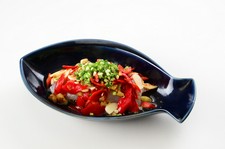 毛沢東が大好きな武昌魚や鮮魚とピクルスピーマン蒸しなとの料理が有名です。