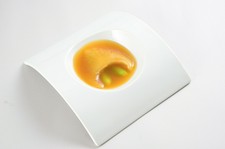 今宵は贅沢な宴会をお考えの貴方に。フカヒレの姿煮がメインの贅沢な飲み放題付きコース。