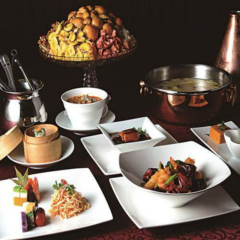 本場の雲南料理を提供しています。