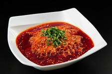 親しみのある中華料理を気軽にお楽しみいただけるお昼限定コースです。