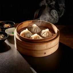 小籠包、海老蒸し餃子などの飲茶が中国茶と一緒にお楽しみいただけるライトコース