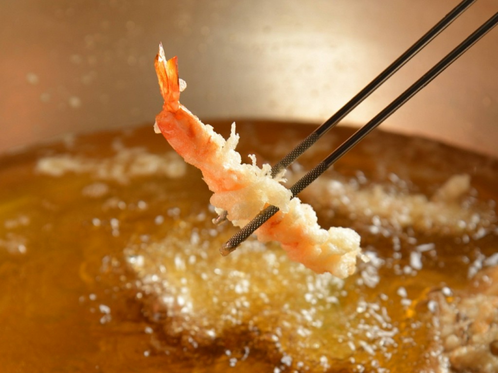 サクサクの薄衣の中から、食材のおいしさがあふれだす『天麩羅』