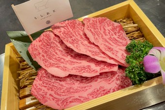 上カルビ　塩・たれ・わさび塩