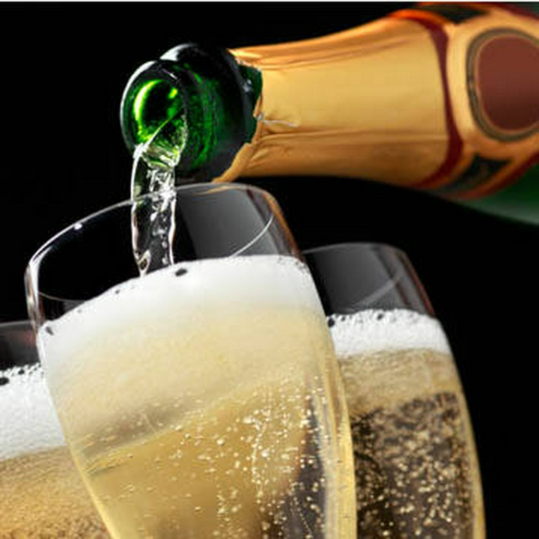 お二人でシャアが出来るパンツェロッティ・包み揚げ料理専門店