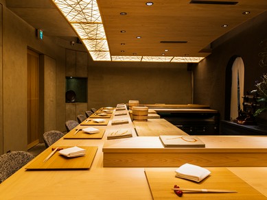 大人のデートにふさわしい、珠玉のコースメニュー