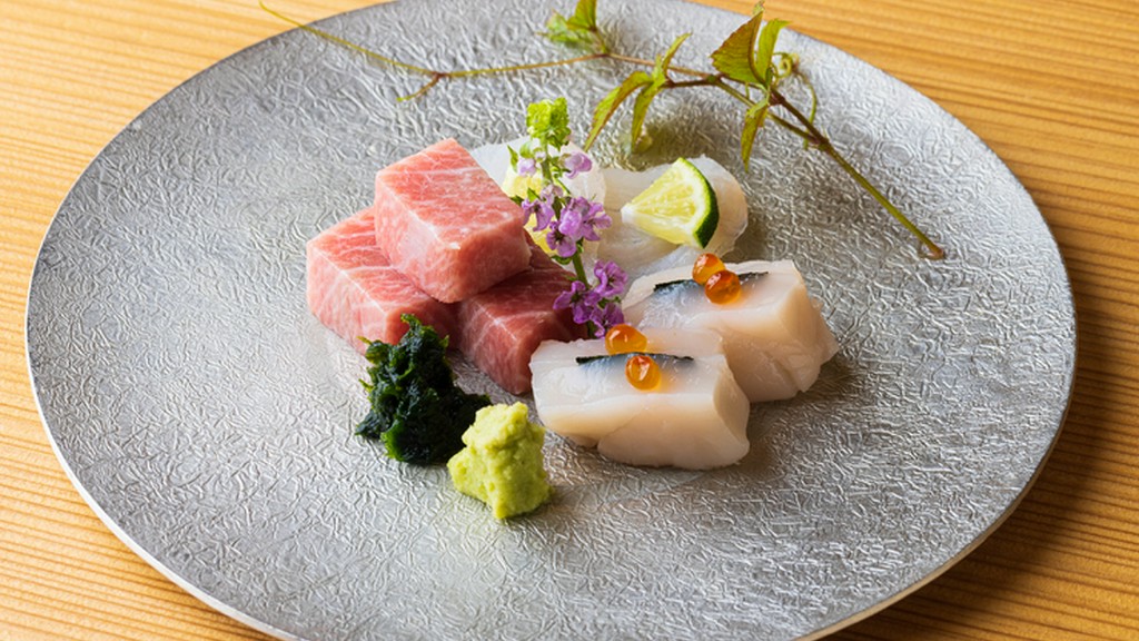 四季折々それぞれの季節を感じる『刺身盛り合わせ』