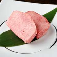 安福名物の厚切りのタン塩です。リピート率が圧倒的に高い商品です。