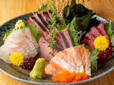 その日イチオシ鮮魚を届ける『お刺身5点盛り合わせ』