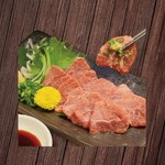 ヘルシーで人気の肉刺しメニュー♪ とろける馬肉の濃厚な脂の美味さを楽しんでください。