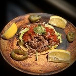 肉とタコスは最高の組み合わせ！
生地からオリジナルでこだわった当店のビーフタコス