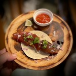 その日の魚を使用したフィッシュタコス！
マグロやサーモンなど様々なタコスを楽しんで下さい