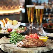 スパークリングワイン含む飲み放題付きコースがおすすめ！XEX日本橋が誇るシェフによるフルコースは仕入れの良いものでお作りするので季節や感性を充分楽しんでいただけること思います。