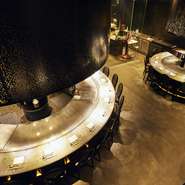 ご宴会におすすめのコースもご用意しております。新鮮で季節の素材を活かしたシェフ特製のお料理を楽しみください。