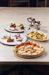平日のランチタイム限定！2名様4800円で楽しめる、ピッツァとパスタ、前菜、ドルチェ付きのお得なセット。