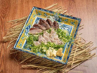 【高知宿毛湾】荒木さん家のブリの藁焼きたたき《3切れ》