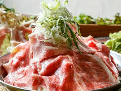 「名物」霜降り和牛鍋