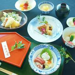 堀川　彩り前菜盛り・お造3種・揚げ物など全8品