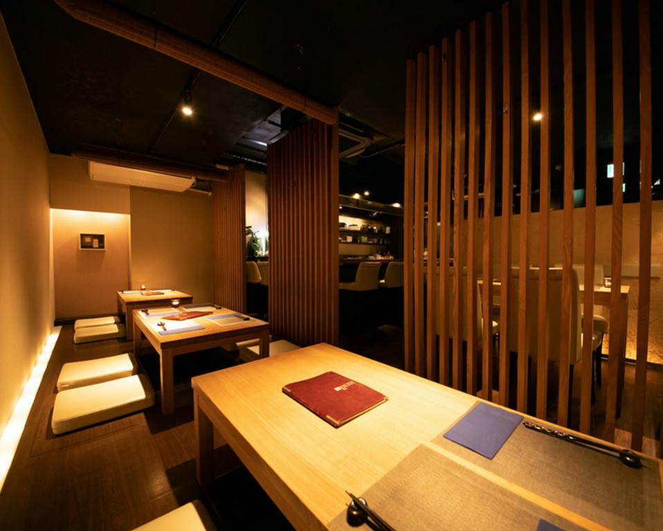 個室、お座敷、カウンター、テーブル等多くの種類の席をご用意！
