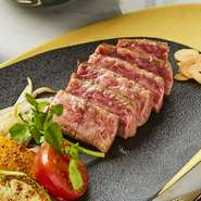 宮城の"仙台牛"A5ランクのサーロインステーキを存分に堪能できるコース。