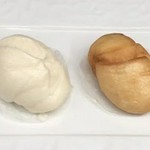 ほんのり甘い生地はオリジナルレシピです。