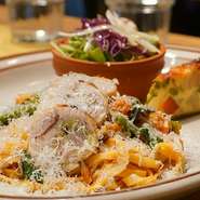 季節のスープ・フォカッチャ
サラダ・イタリアオムレツフリッタータ
今週のパスタ