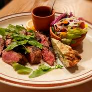 季節のスープ・フォカッチャ
サラダ・イタリアオムレツフリッタータ
牛ビステッカ200g
300g＋1100円　400g＋2200