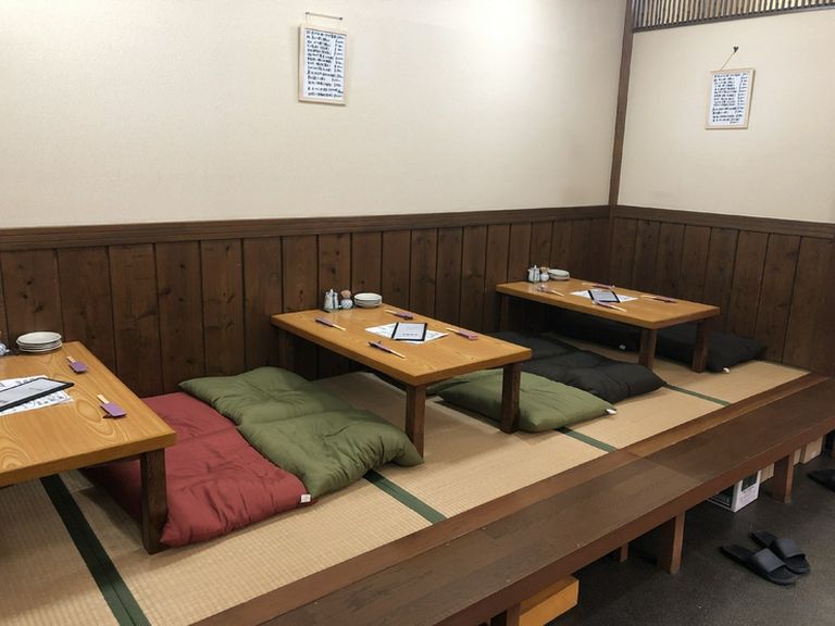 小上がり席最大12名様