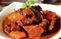 豚まめの強火炒め　1380
牛はちのすの強火炒め　1580
豚がつとピーマン炒め　1280
豚皮油揚げ葱土鍋煮込み　1680
名物肉の湯葉包み　1780
真菰とザーサイの肉炒め　1580
大蒜芽と豚肉炒め　1280