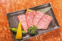 トモサンカク